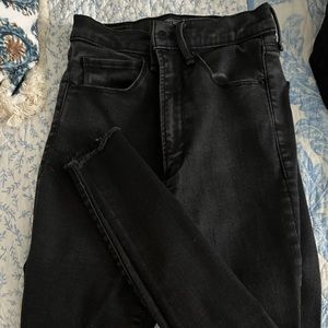 Abercrombie and Fitch Ankle Black Jeans